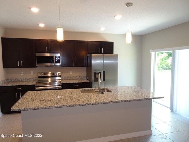 Cocina - 701 Avalon St SE