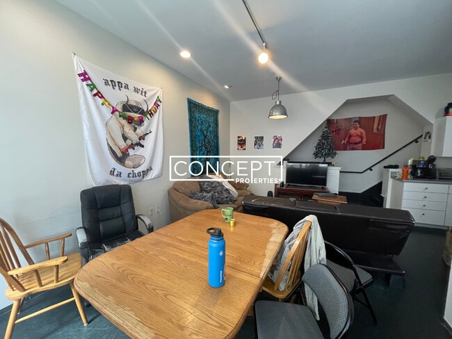 Photo - 160 E Berkeley St Unit 318