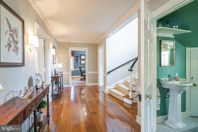 Photo - 601 Harriton Rd