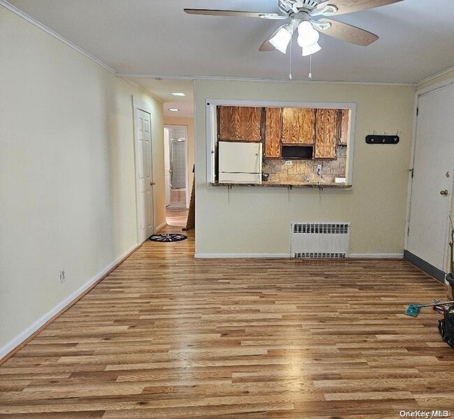 Photo - 560 E Broadway Unit Side
