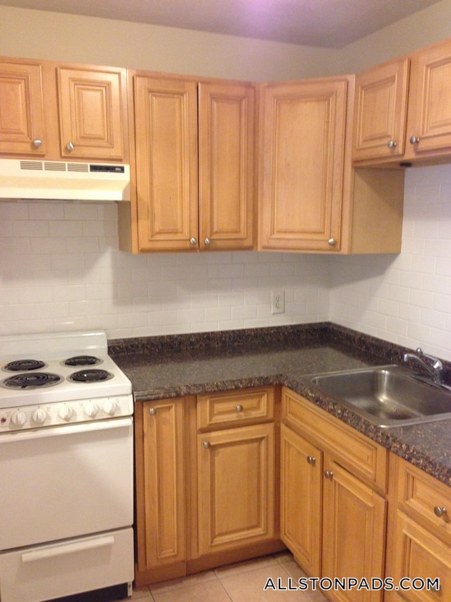 Photo - 34 Gardner St Unit 2