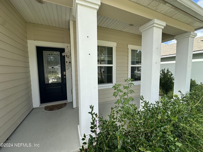 Photo - 122 Codona Glen Dr