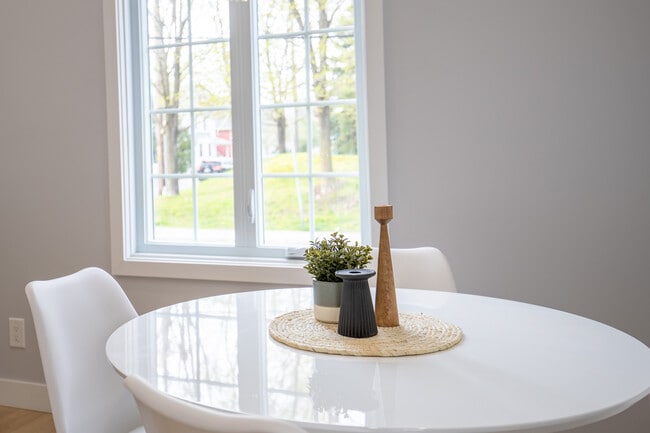 Photo - Newly renovated 1-bedroom apartment in Hull Unit B