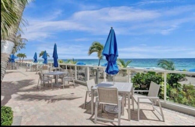 Building Photo - 3700 Galt Ocean Dr Unit 814