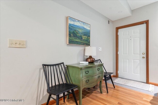 Photo - 17 Conver Dr