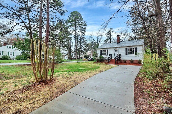Photo - 601 N Ransom St