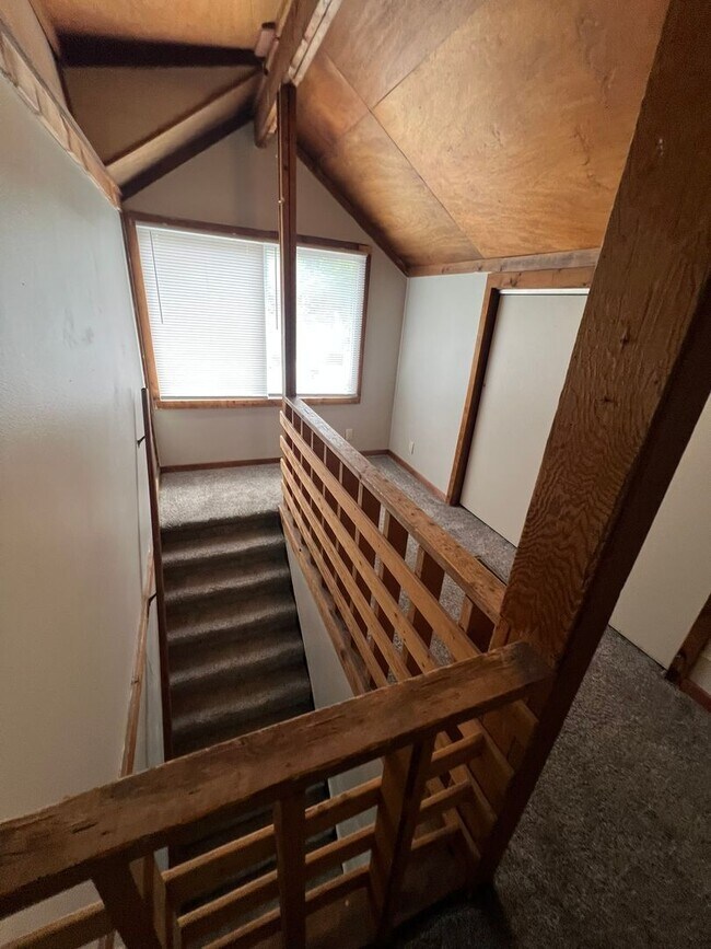 Photo - Large 5 bedroom house close to campus for ... Unidad 3218