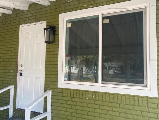 Photo - 2302 Cochran St