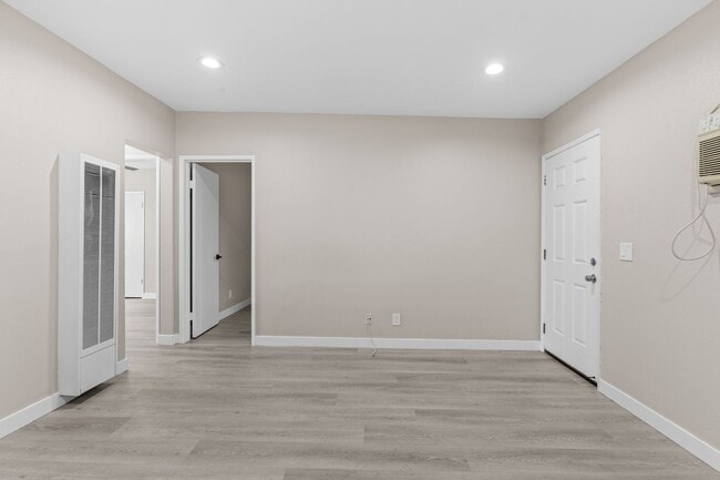 Photo - 113 S Lillie Ave Apartamento Unidad 113-06