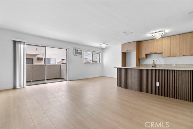 Photo - 960 Larrabee St Unidad 120