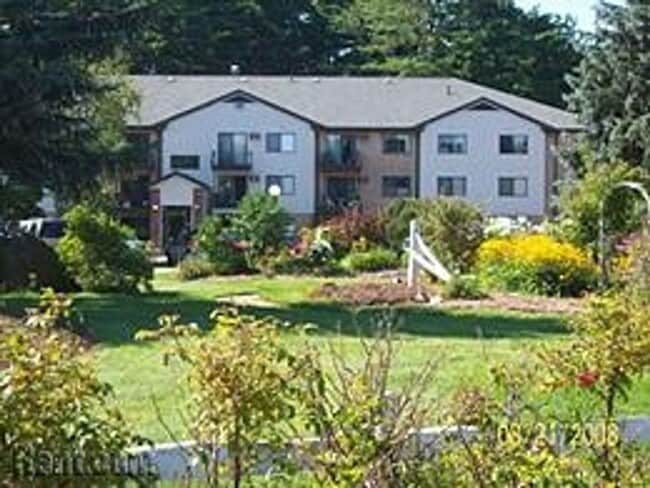 Lakeshore Estates