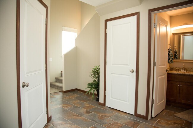 Photo - 6353 Pawnee Ln Townhome