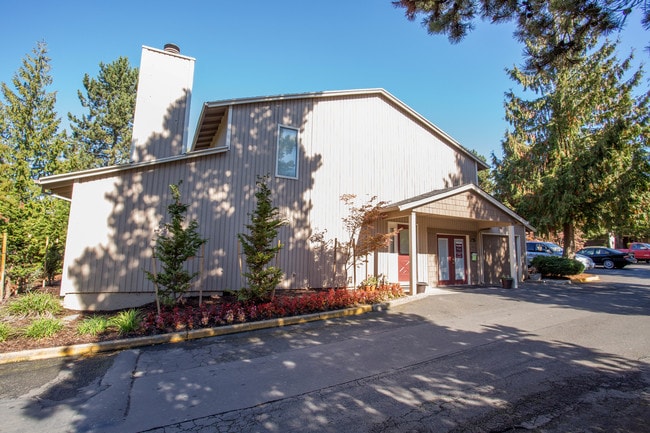 Photo - Royal Ridge Condominiums