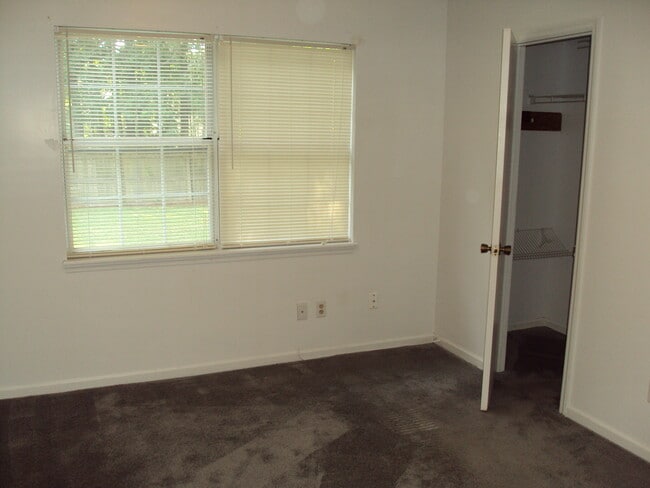 Photo - 132 Alston Cir Unit AlstonCourt