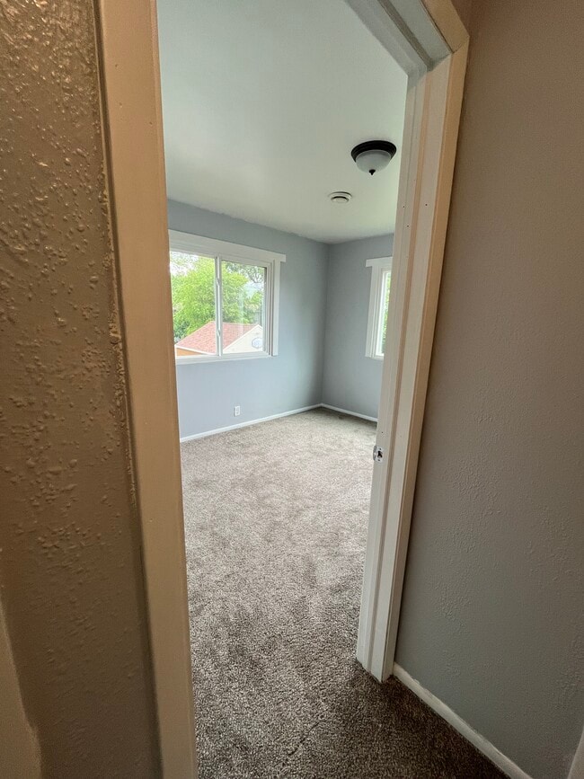 Photo - 3704 Parkway Blvd
