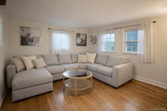 Photo - 14 Kenneth Ave