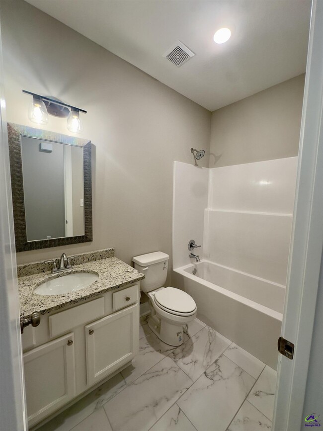 Photo - 111 Meyers Lake Dr