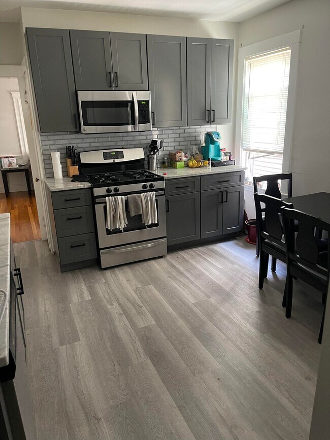 Photo - 53 Whitten St Condo Unit 2