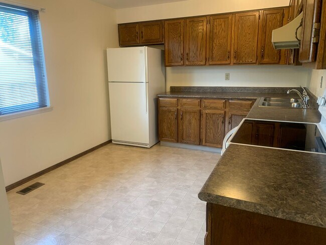 Photo - Immaculate Ranch with Large Backyard and Basement in Arvada