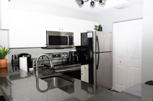 Photo - 2810 Grande Pkwy Unit 304