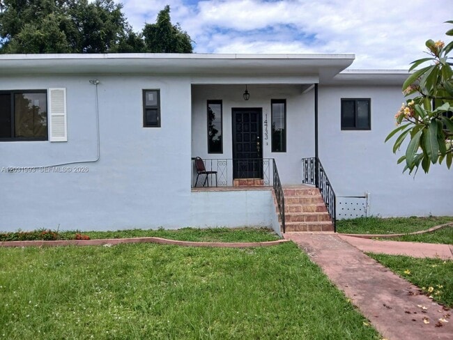 Photo - 1400 NE 148th St