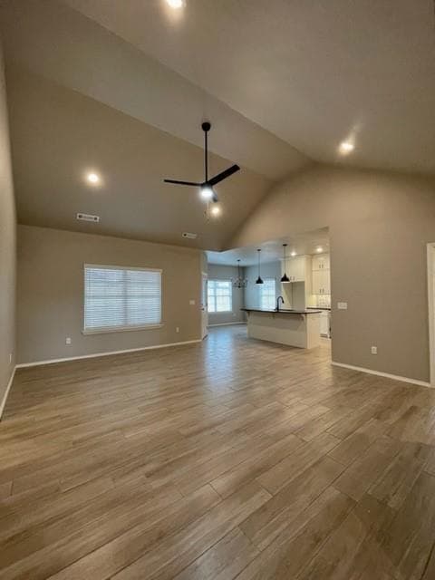 Photo - 672 Brimwood St