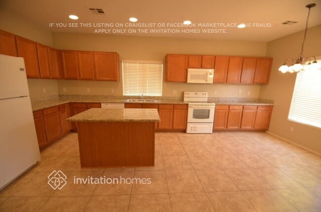 Photo - 1923 S 80th Dr