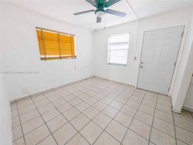 Photo - 1716 NW 19th St Unit 1
