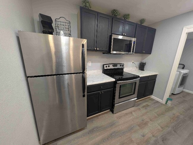 Photo - 907 N Gregg St