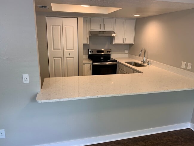 Photo - Pelican Grove Apartments