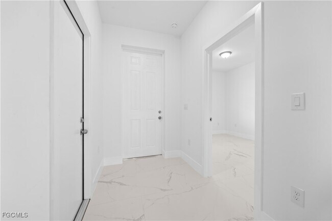 Photo - 1136 Ichabod Ave