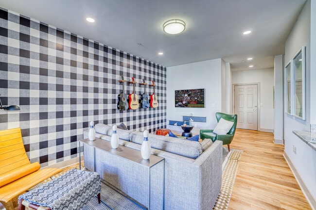 Photo - Shadow Ridge At Southlands