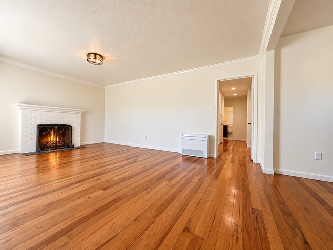 1110 Fulton Ln