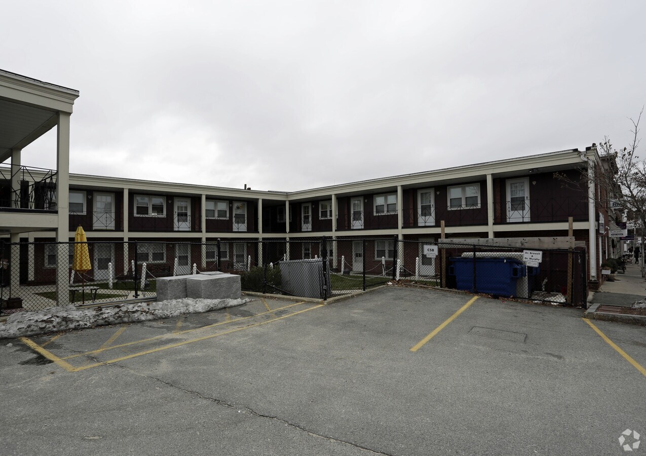 Andover Crossing - Andover Crossing Apartments