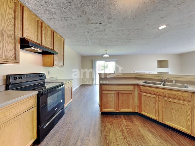 Photo - 11540 Glenn Abbey Ln