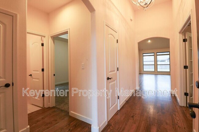 Photo - 18618 E 45th St S