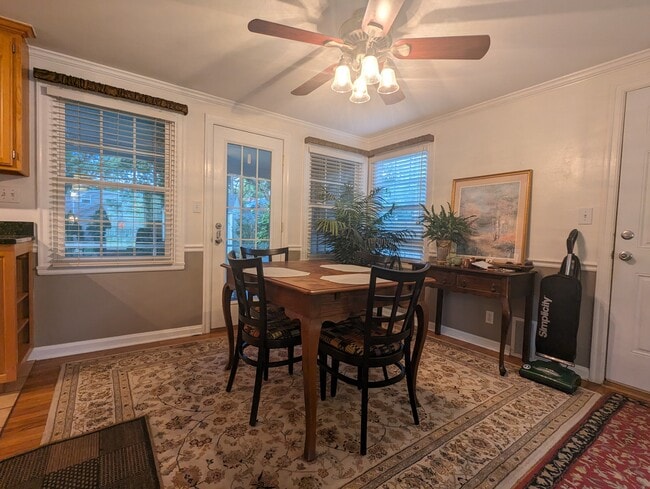 Photo - 4221 Oxford Rd