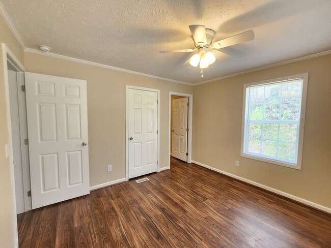 Photo - Weaverville Rental!