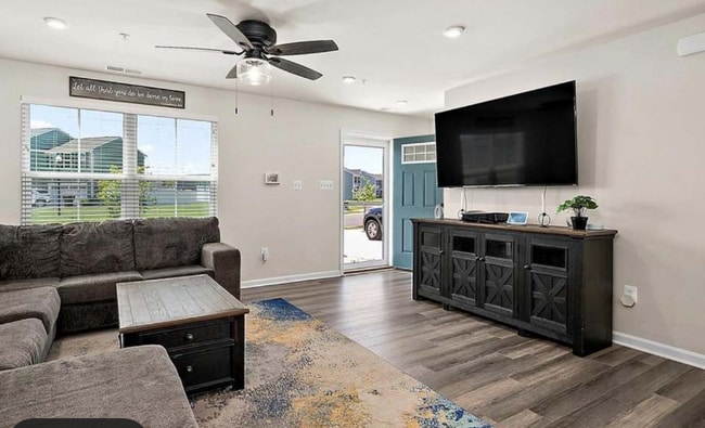 Building Photo - 114 Mariners Wy Rental