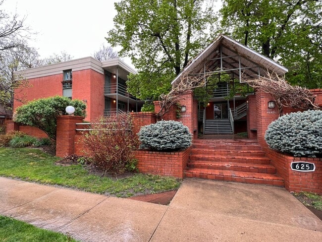 Building Photo - AMAZING LOCATION 2 Bed 1 Bath Condo of West Pearl In Boulder Unit 1