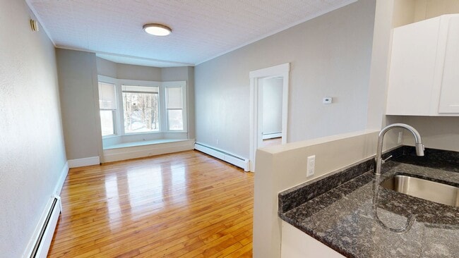 Photo - 77 Union St