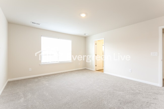 Photo - 302 Willow Wynter Ln