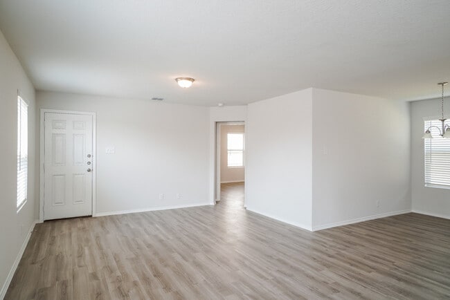 Photo - 9318 Green Flora Ct