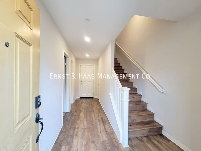 Photo - 14414 Strawberry Ln Unidad #4