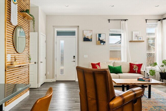 Photo - 10053 E 60th Ave