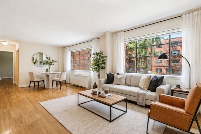 Building Photo - Battery Park