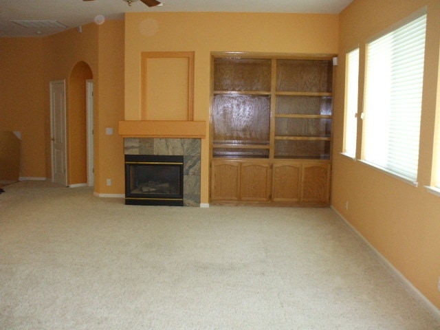Photo - 1033 Halidon Way