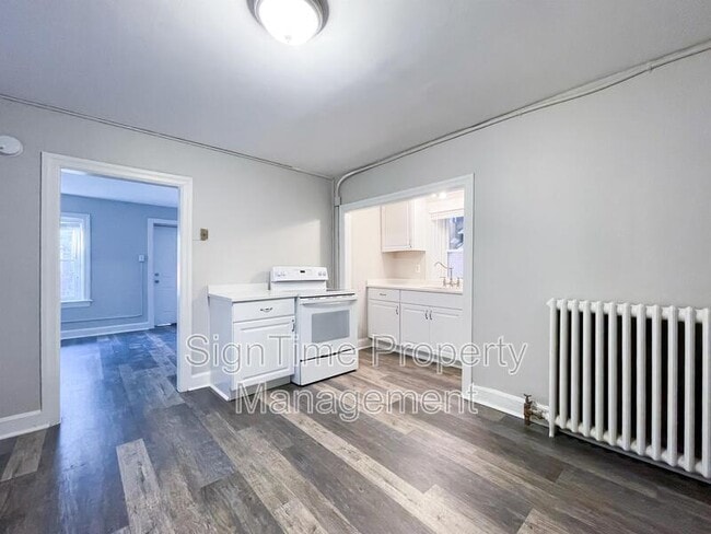 Building Photo - 65 Broadway Rental
