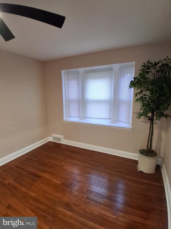 Photo - 1575 Stonewood Rd