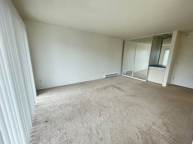 Photo - 1BD/1BA CONDO AVAILABLE AT WATERGATE COMPLEX!!! Unit 364
